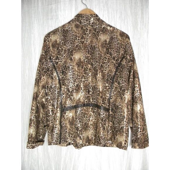 Chico’s Zenergy Animal Print Jacket Sz 2 - Picture 6 of 8